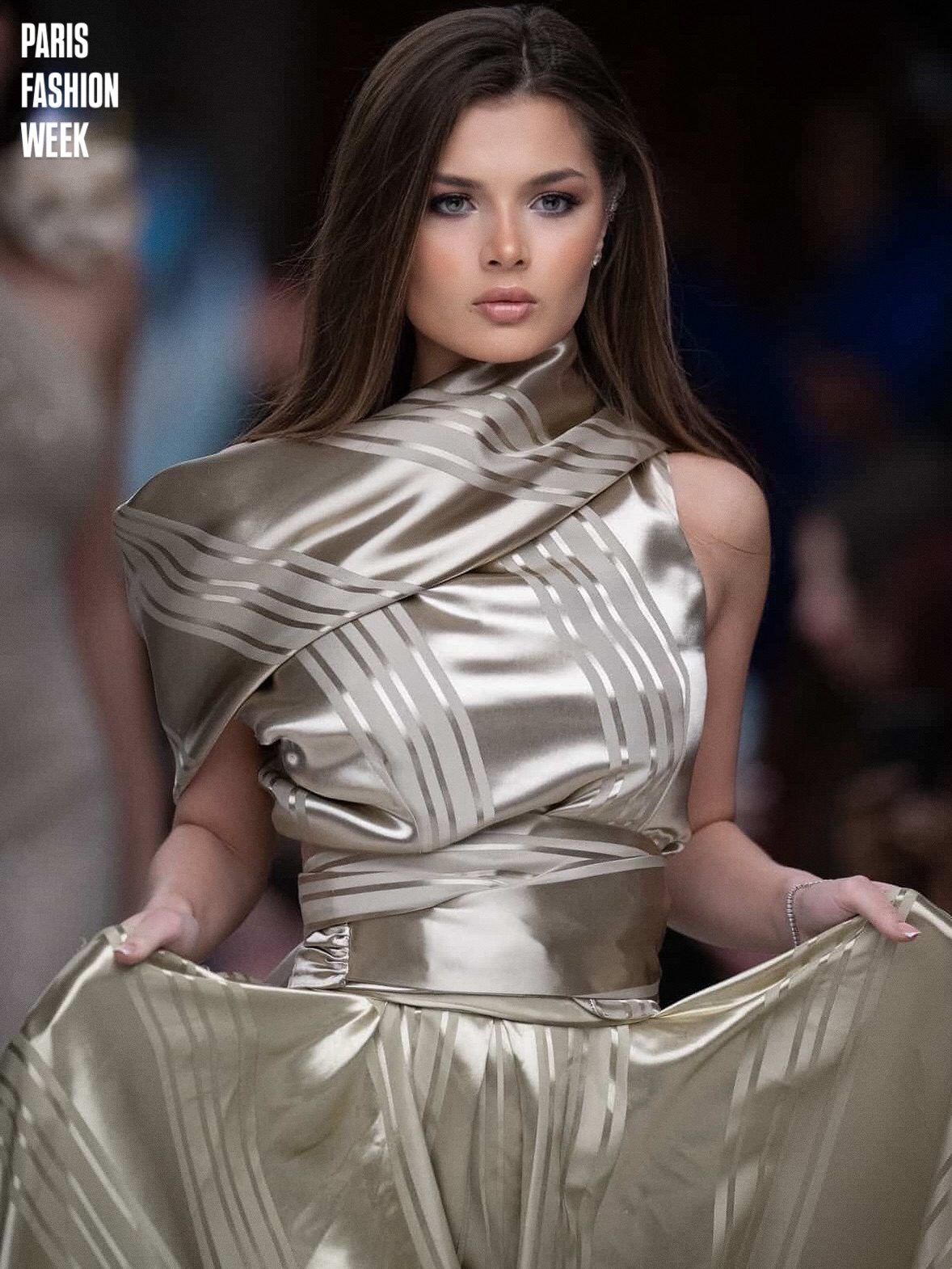 PARIS FASHION WEEK - Addy van den Krommenacker